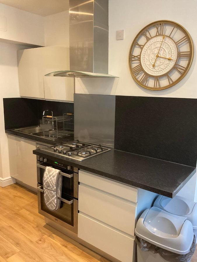 2 Bed From 41 * London