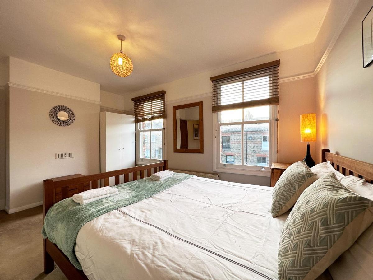 Appartement Daisy's Place In Londen