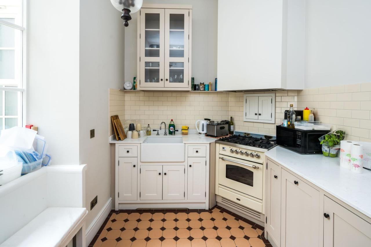 4 Bedroom House Up To 10 People At Heart Of Kensington And Chelsea Apartment *