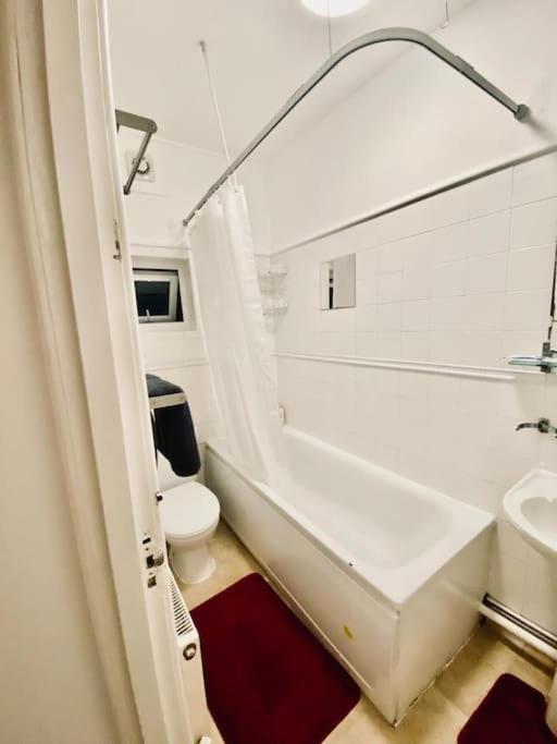 Apartment Two Bedroom House On Ground Floor In