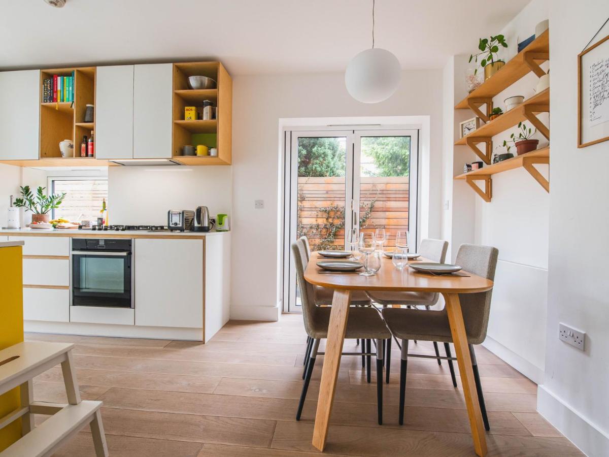 Holiday home Pass The Keys Peckham House With Garden London
