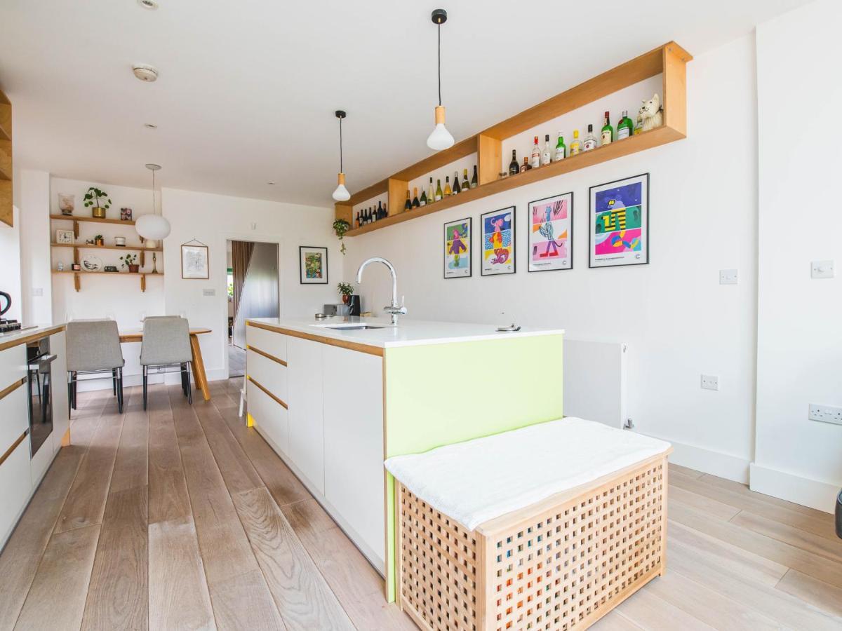 Pass The Keys Peckham House With Garden Holiday home *