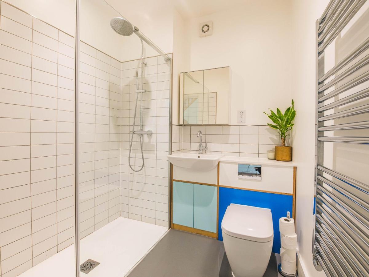 Pass The Keys Peckham House With Garden Holiday home *