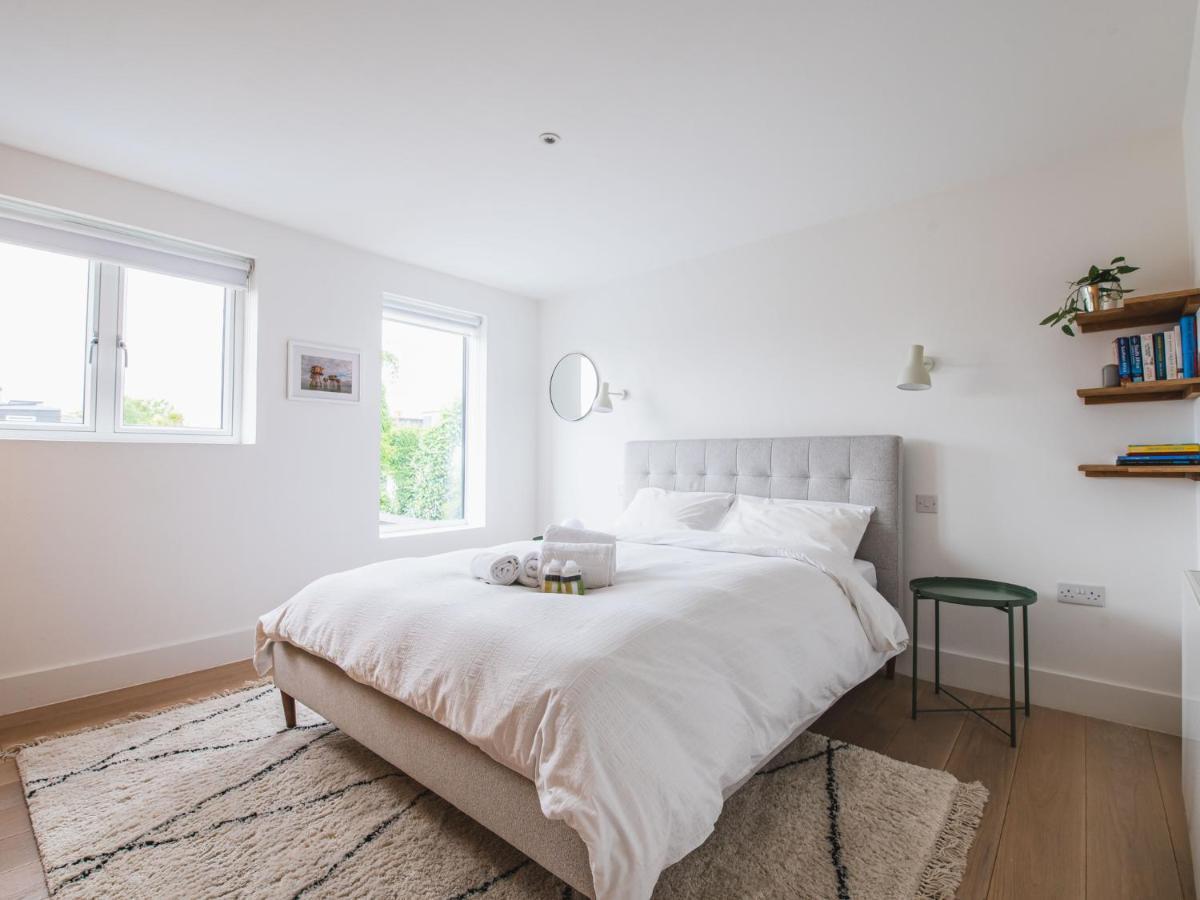 Pass The Keys Peckham House With Garden London