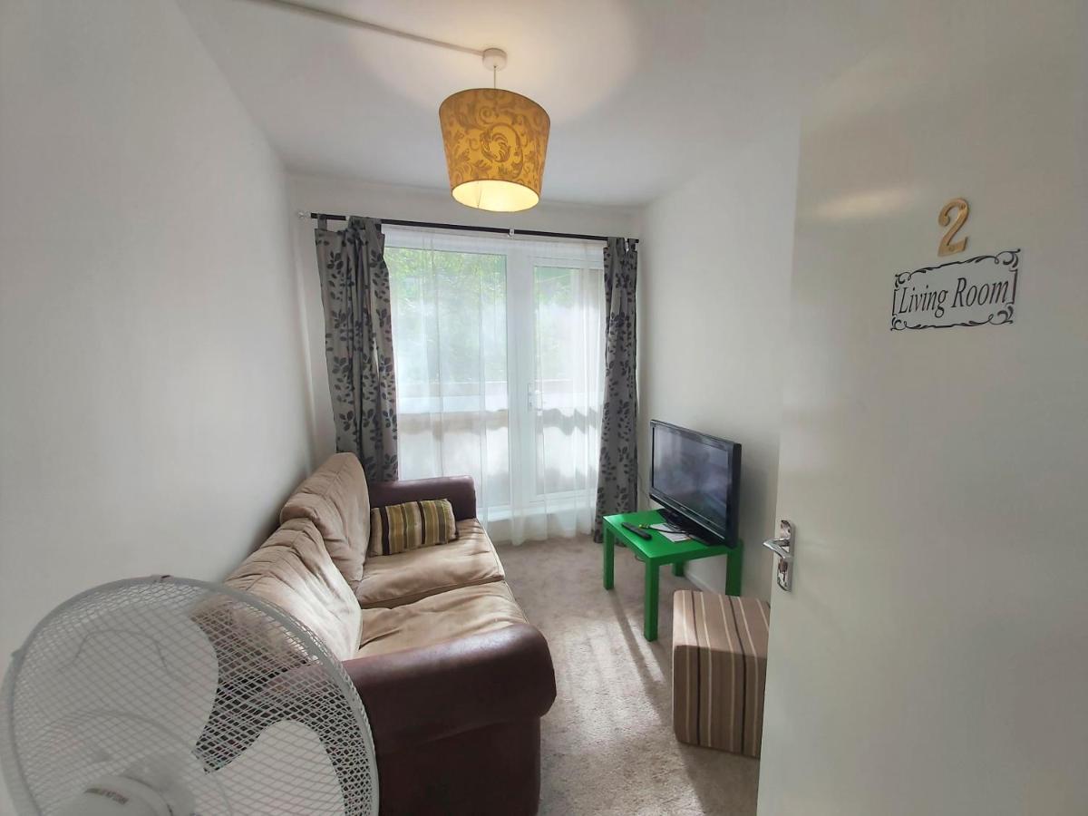 Apartment Oldbury House