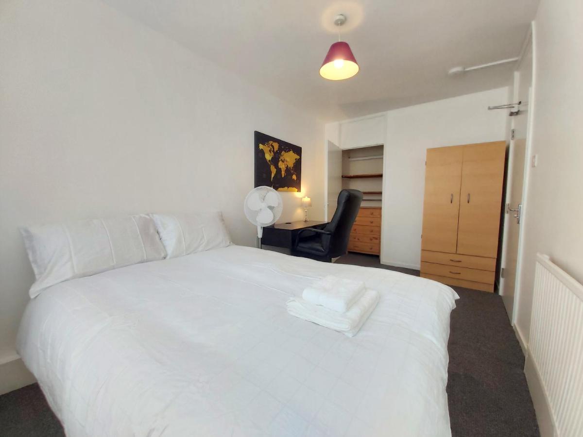 Apartment Oldbury House