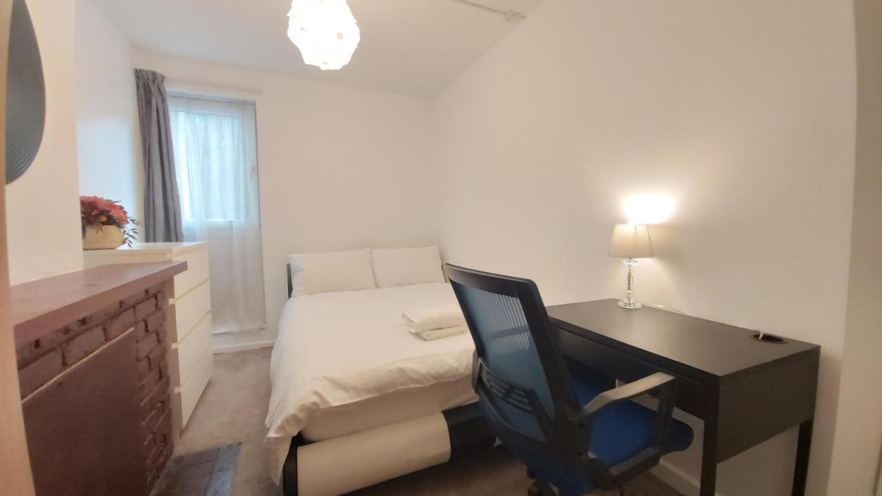 Apartment Oldbury House London