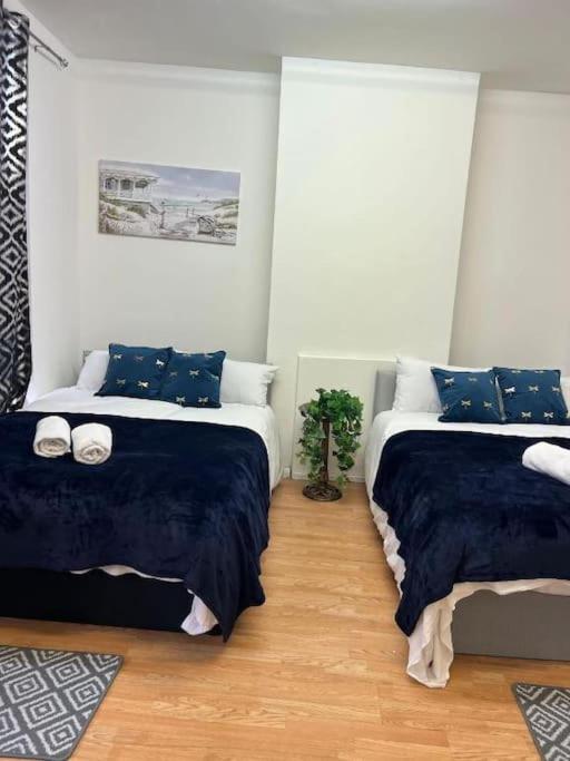 Aldgate In Central Apartment