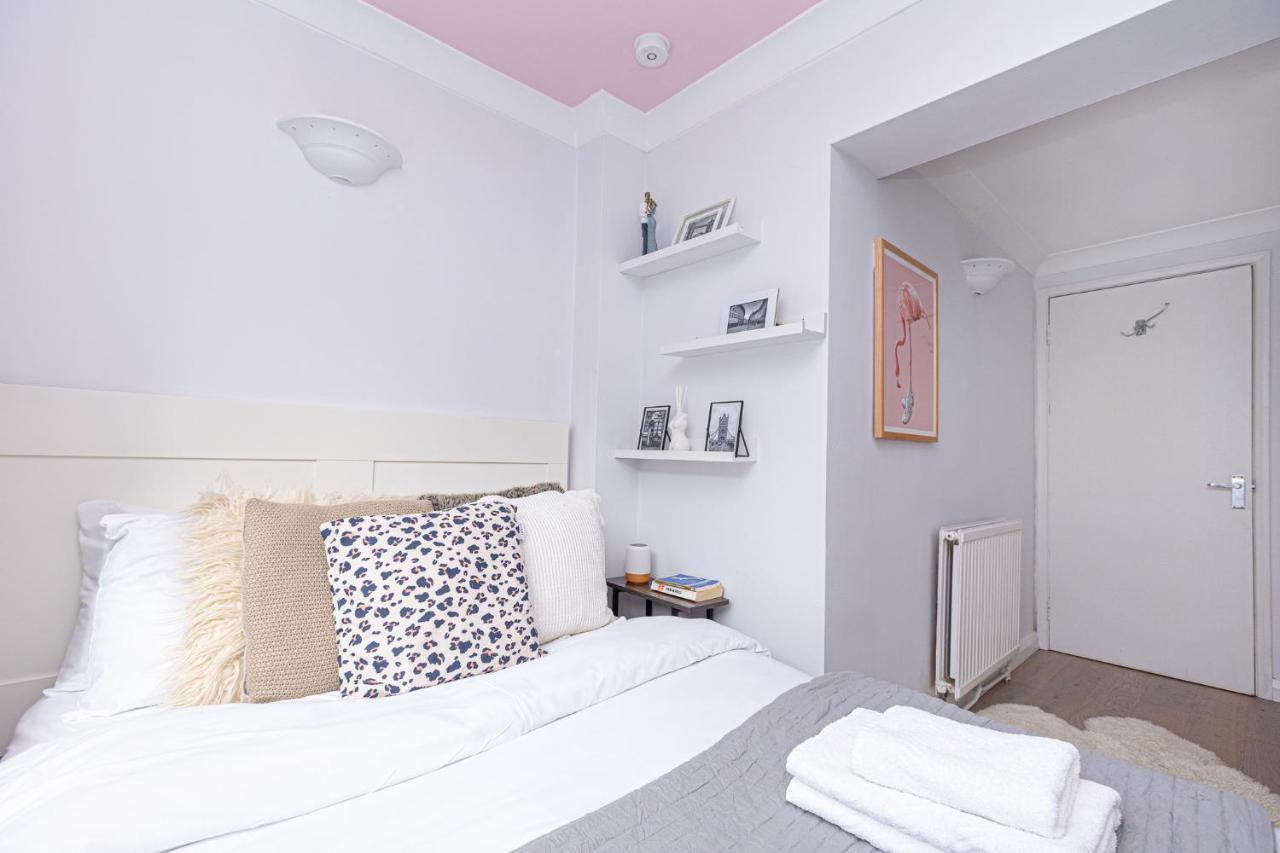 Stunning 2br Flat Wprivate Garden, Kilburn Apartment