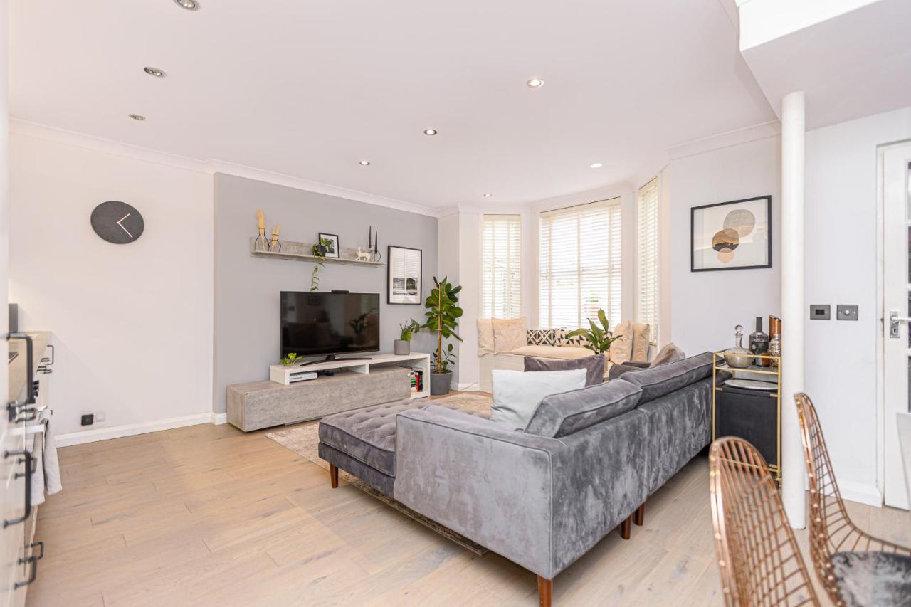 Apartment Stunning 2br Flat Wprivate Garden, Kilburn London