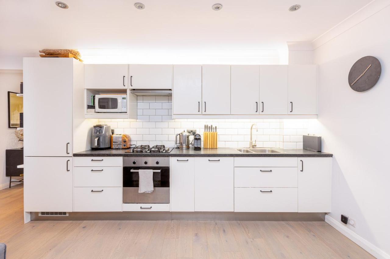 Stunning 2br Flat Wprivate Garden, Kilburn Apartment *