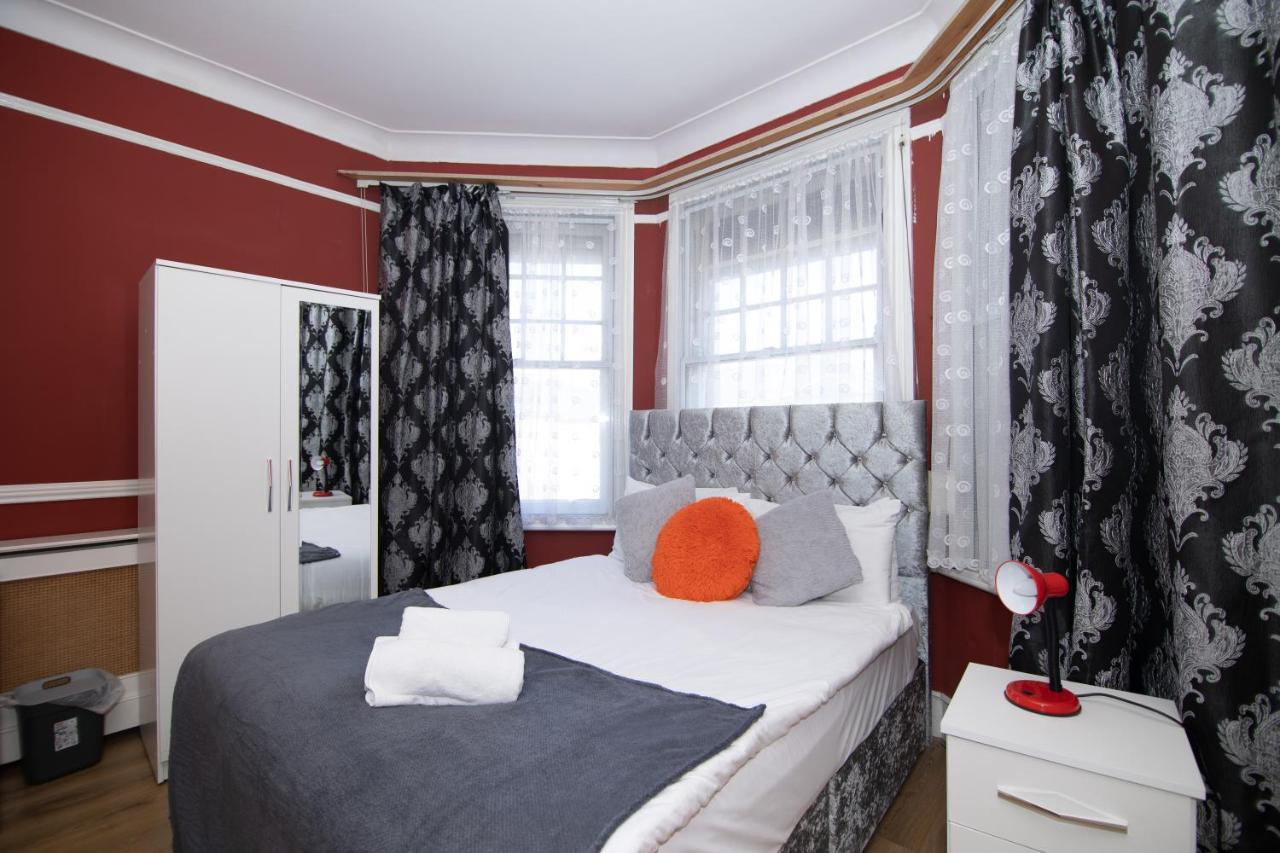 Bed and breakfast Victorian Woods *
