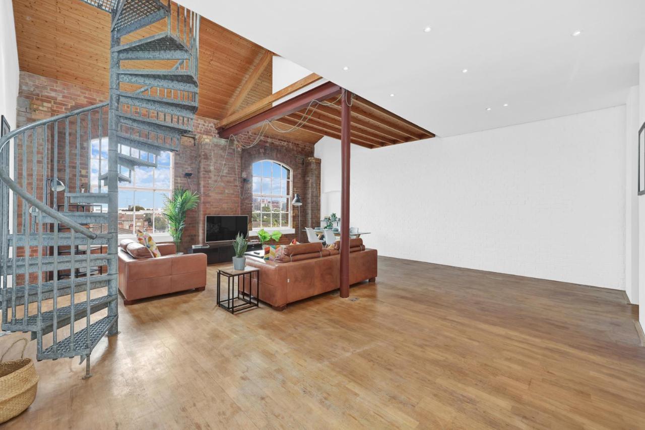 Appartement Large Industrial Style 2 Bedroom Short Term & Flexible Renting Canary Wharf With Free Wifi *