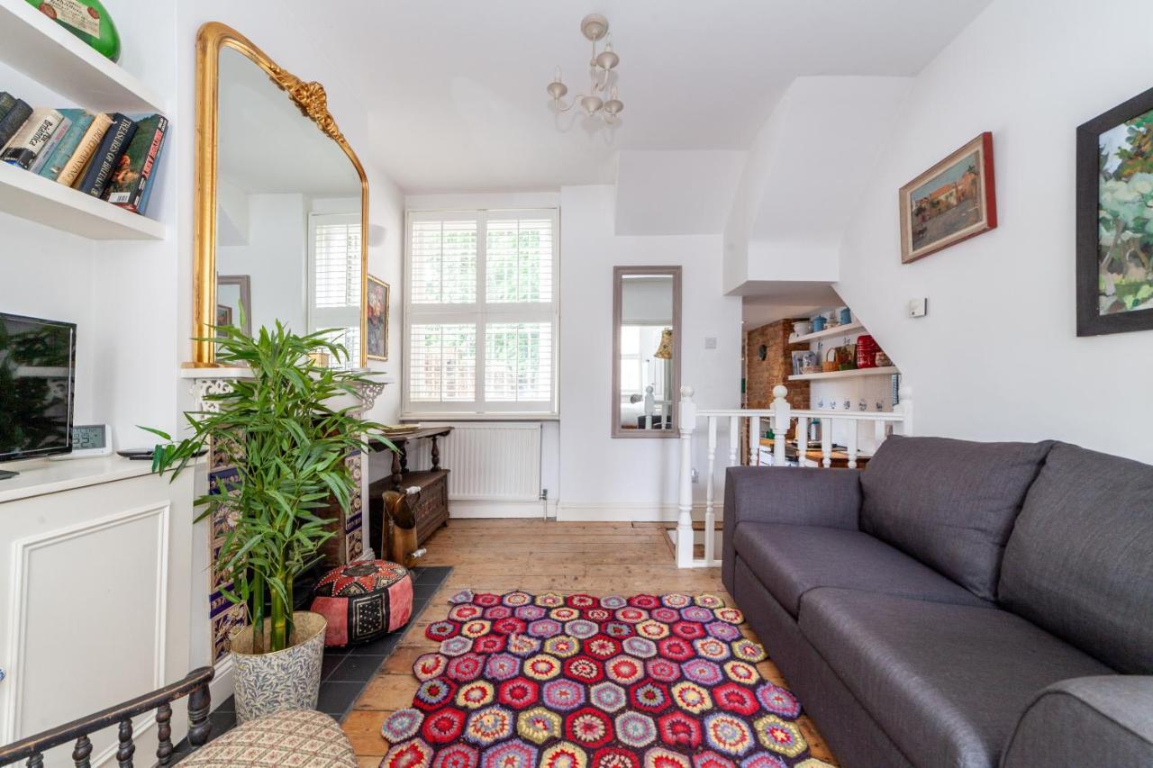 Leilighet Charming And Spacious 1 Bedroom Flat In Battersea London