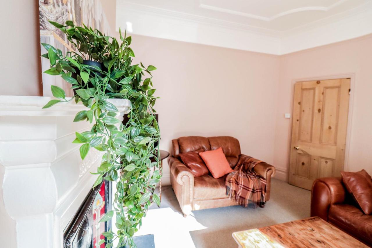 Holiday home Stunning 5 Bed House In Clapham - Free Wifi! London