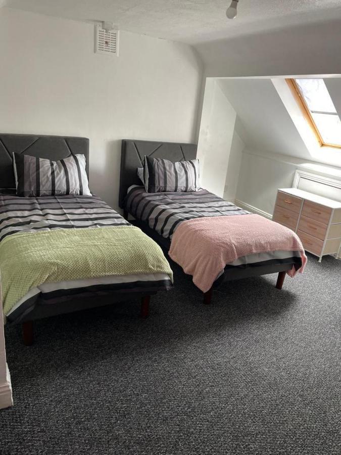 One To With Fantastic Host * London