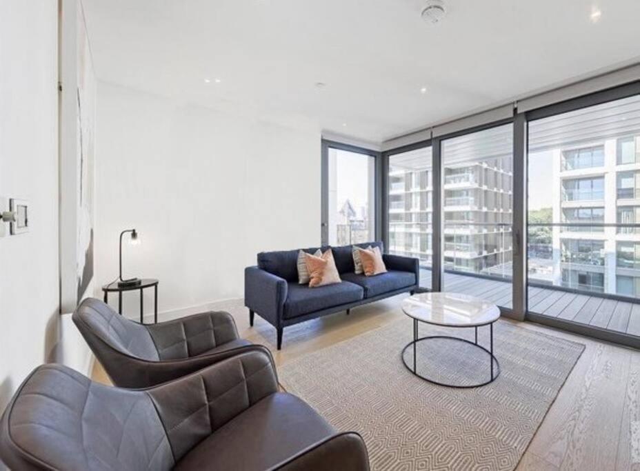 Apartment Rare Find - Luxury *