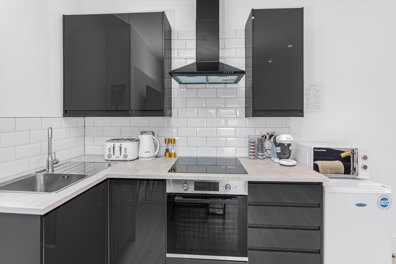 Modern 3 And 2 Bedroom In Maida Vale