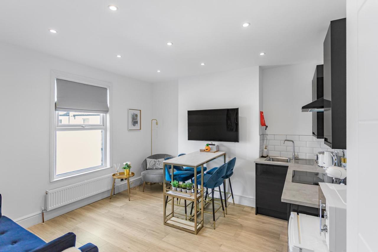 Modern 3 And 2 Bedroom In Maida Vale Appartement