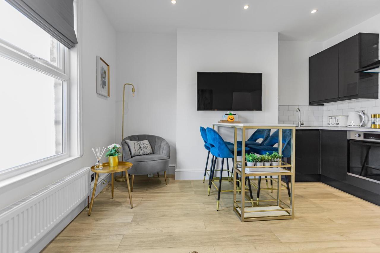Appartement Modern 3 And 2 Bedroom In Maida Vale Londen