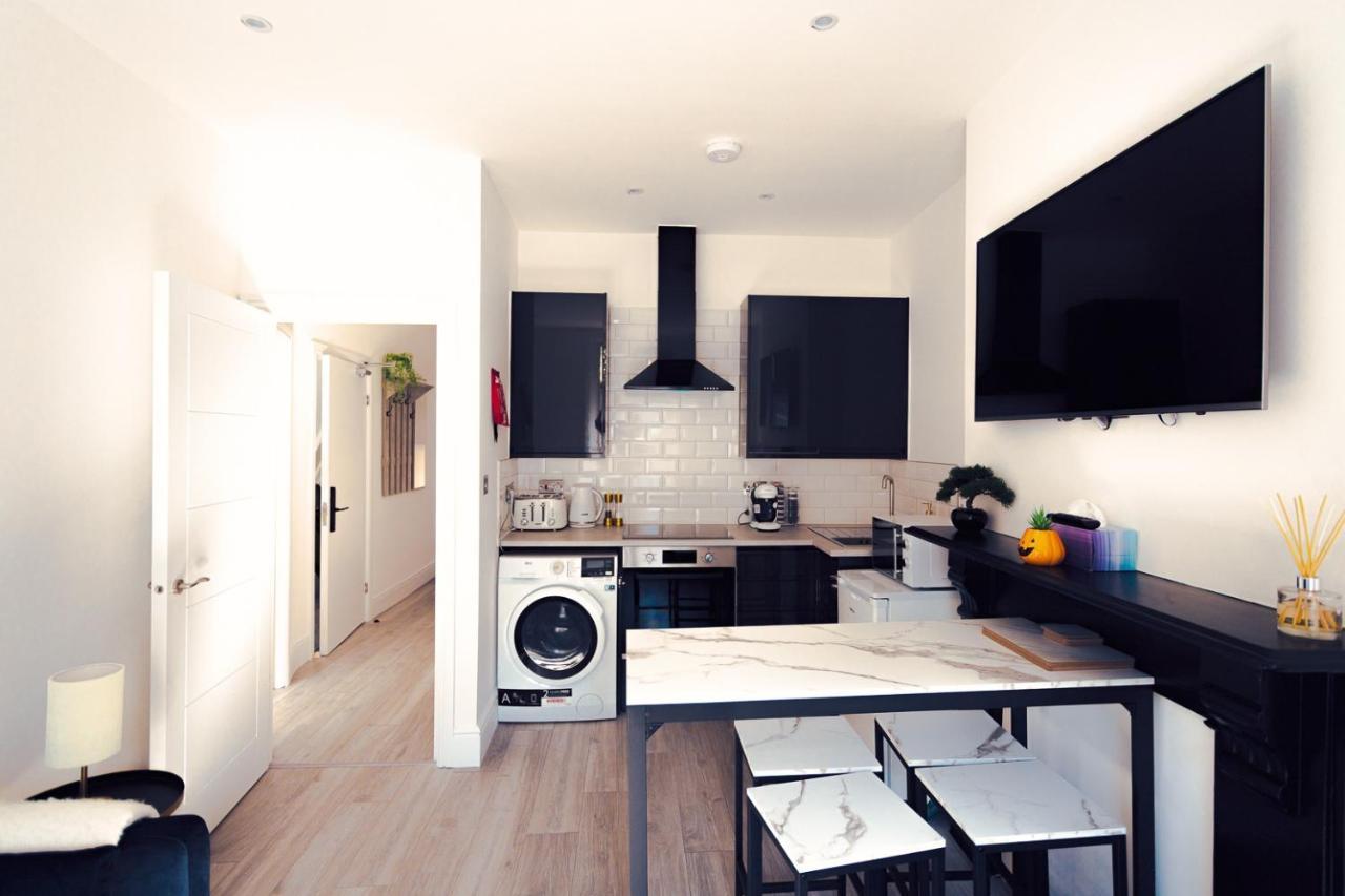 Modern 3 And 2 Bedroom In Maida Vale