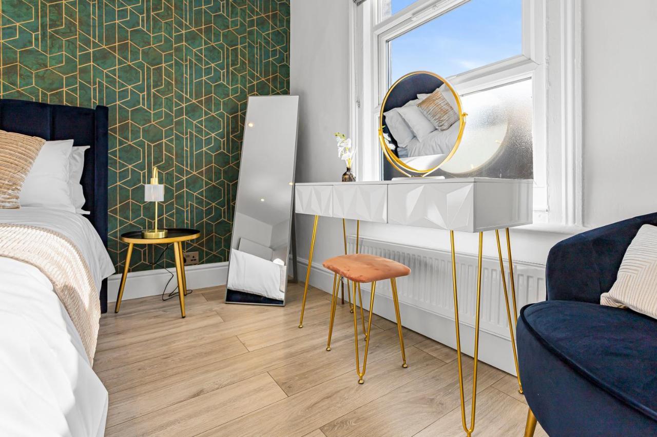 Modern 3 And 2 Bedroom In Maida Vale Appartement *