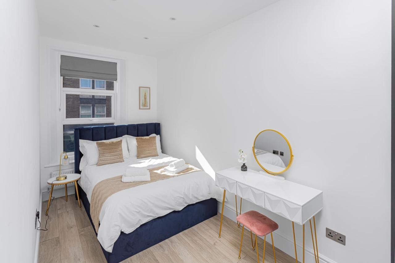 Modern 3 And 2 Bedroom In Maida Vale Appartement Londen
