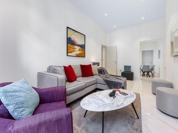 Harley Street Luxury Snug Apartment