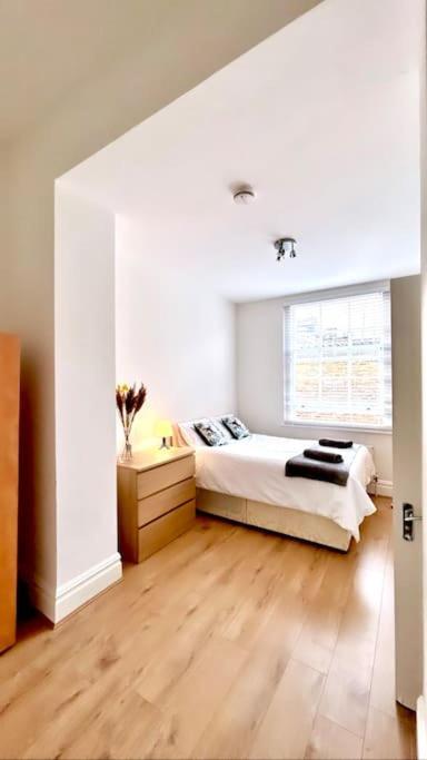 Maida Vale Serenity: 2-bedroom Appartement