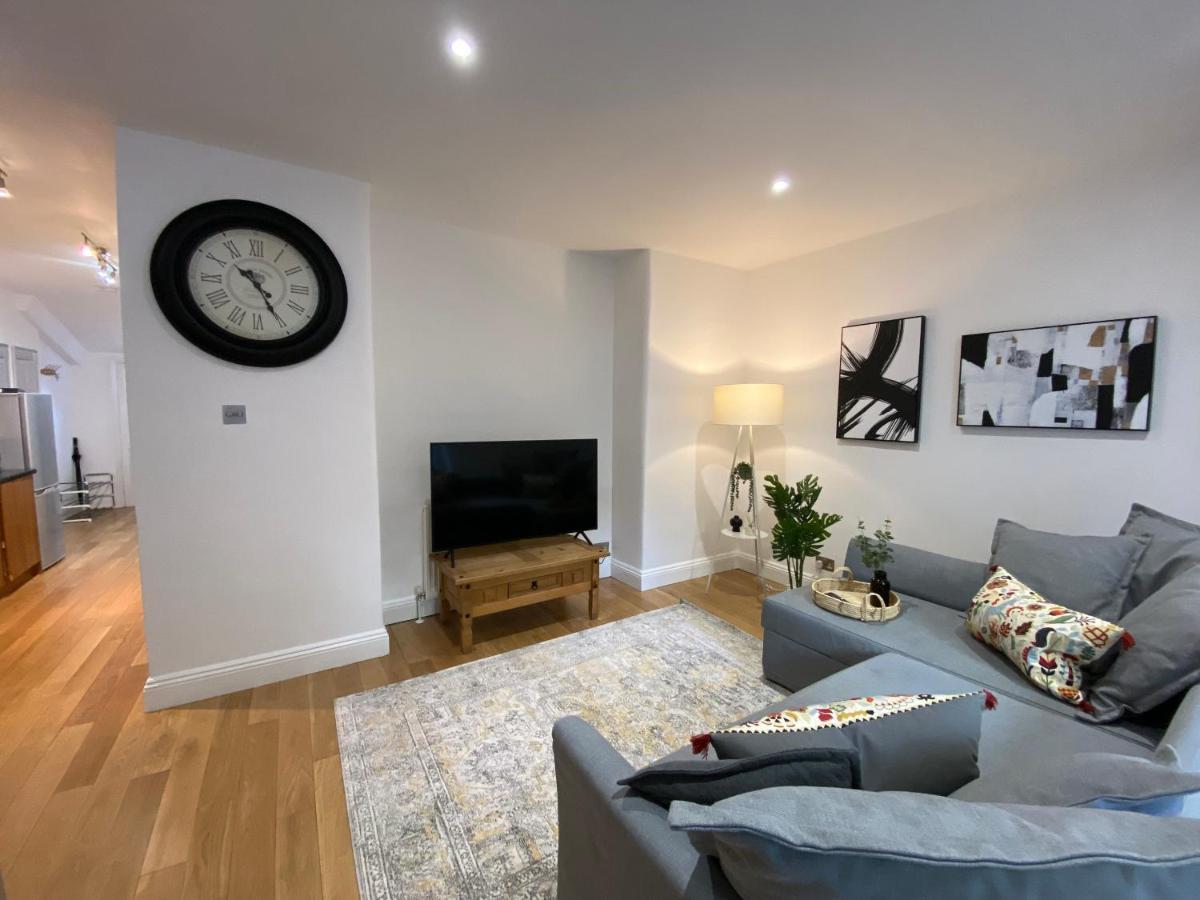 Fantastic Spacious Garden Flat With Own Private Entrance Londres