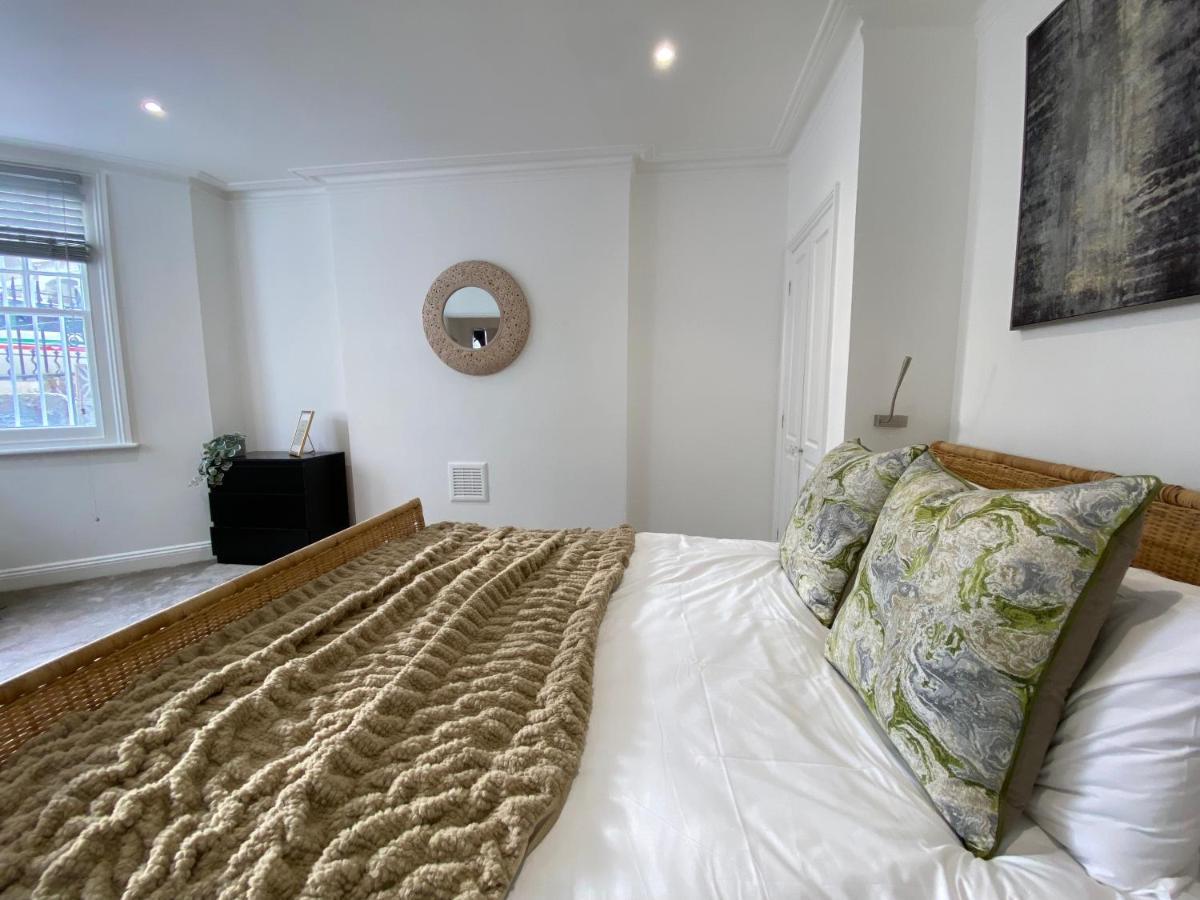 Fantastic Spacious Garden Flat With Own Private Entrance Apartamento *