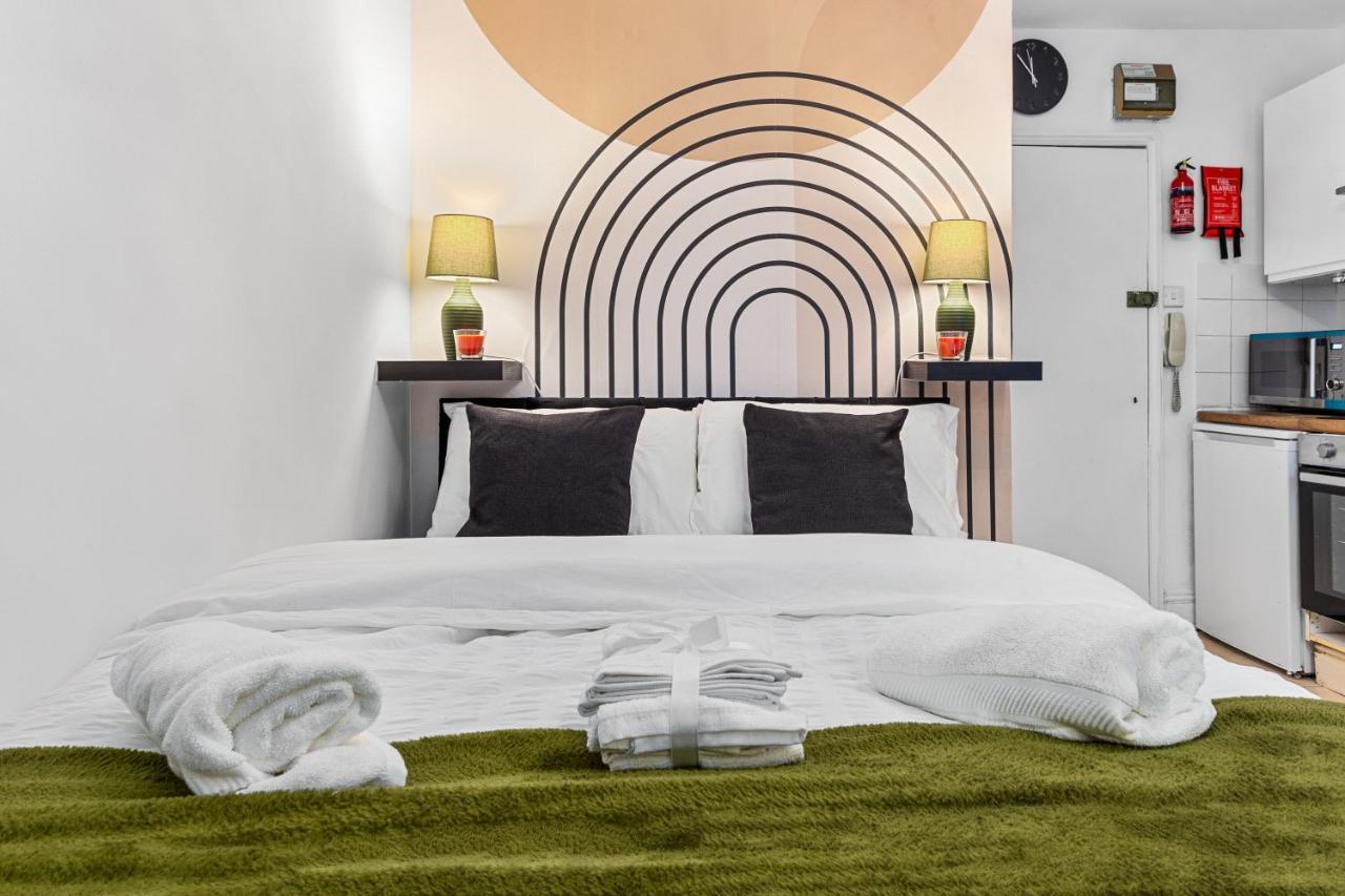 Modern Gem Brixton Centre Cozy & Comfort Charis Apartment London