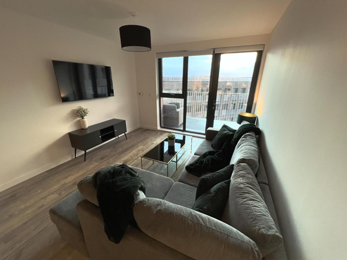 Apartment Luxury, Modern & Cosy 2 Bedroom *