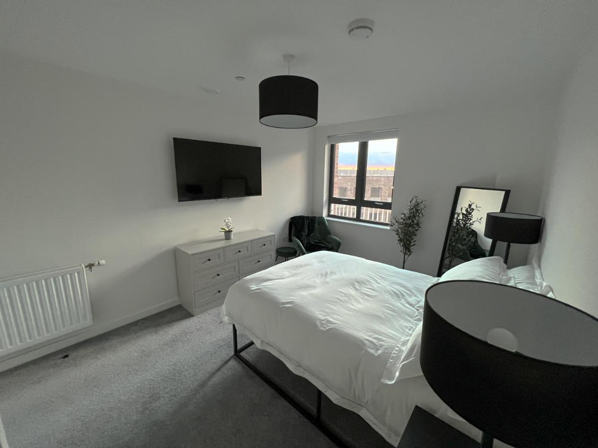Luxury, Modern & Cosy 2 Bedroom *