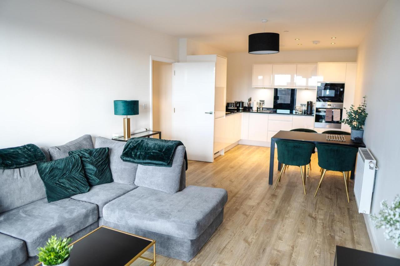Apartment Luxury, Modern & Cosy 2 Bedroom *