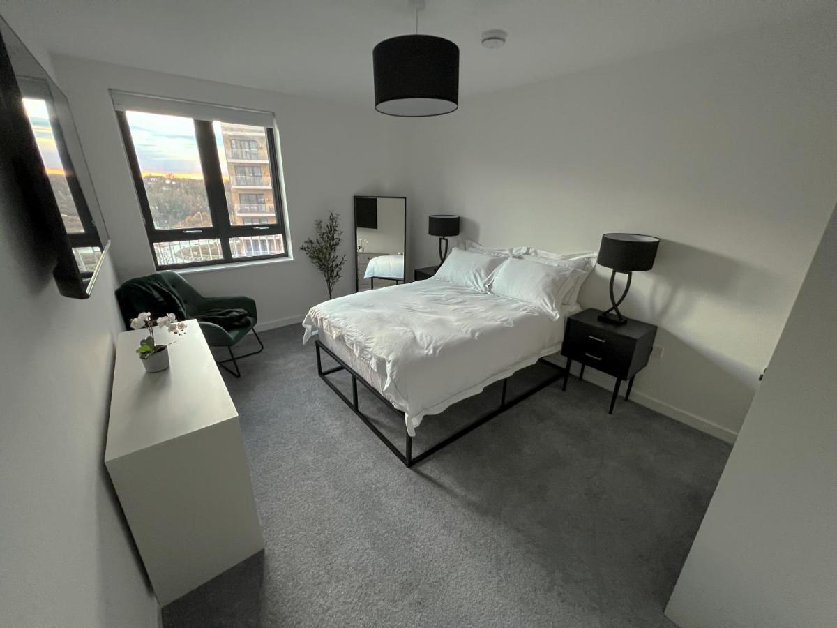 Apartment Luxury, Modern & Cosy 2 Bedroom *