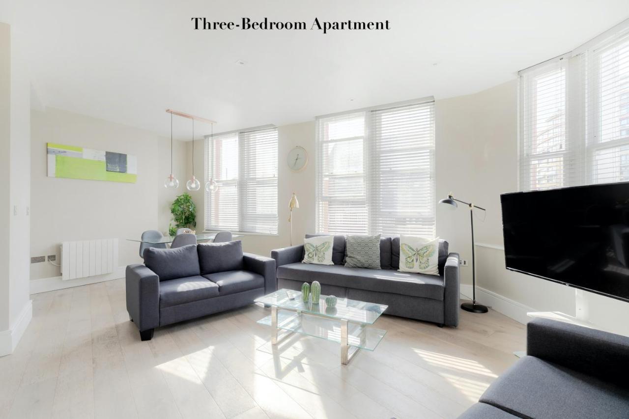 Superb Opposite Edgware Road Station Apartment