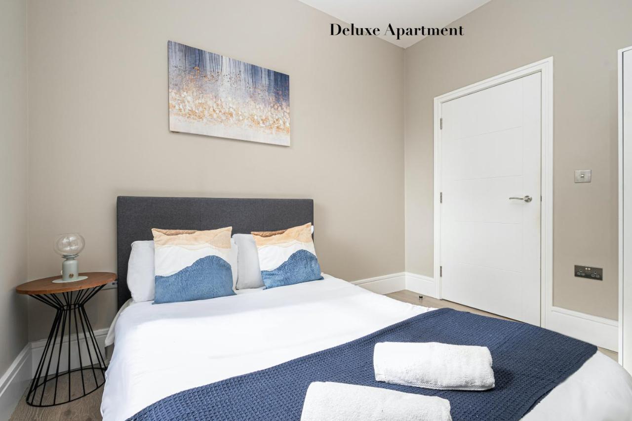 Superb Opposite Edgware Road Station * London