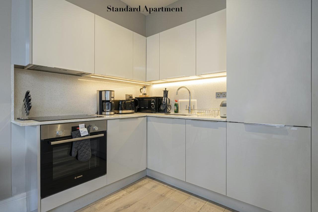 Superb Opposite Edgware Road Station Apartment