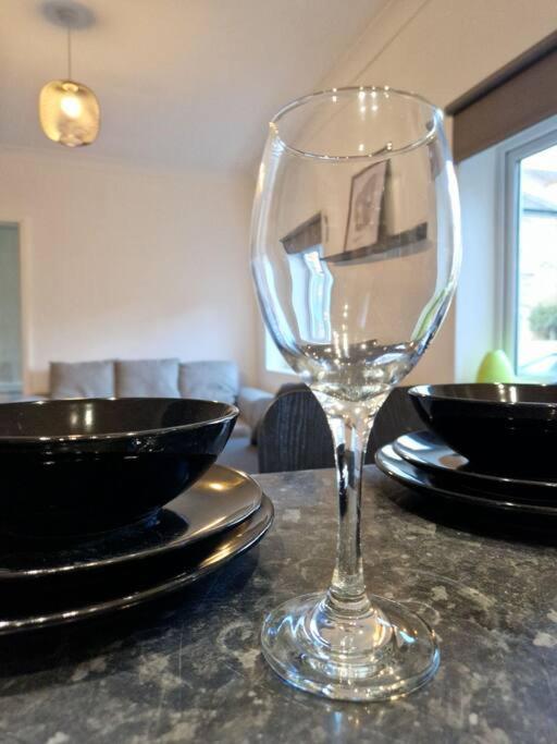 2 Bedroom Flat In Zone 2 Lnd Leilighet *