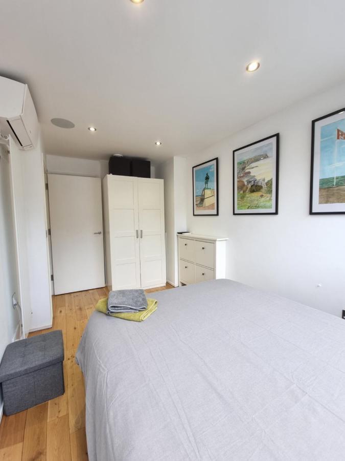 Ferienhaus Deluxe Townhouse Zone 1 Brick Lane *
