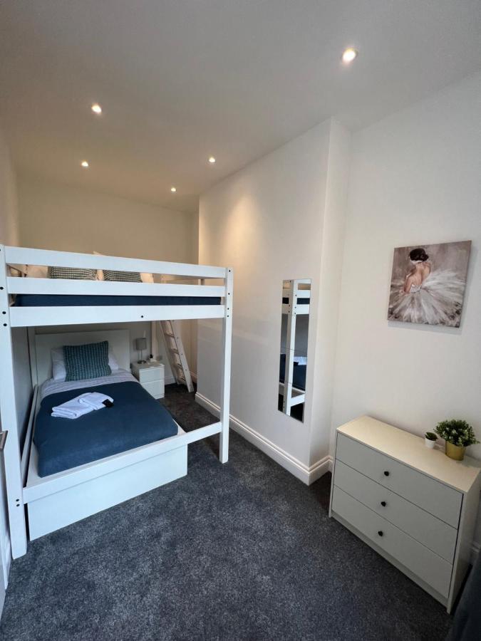 Amazing One Bed Flat West Hampstead Leilighet London