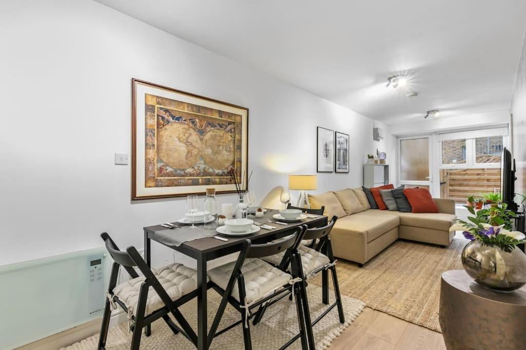 2br L 2ba With Patio-sleep 6