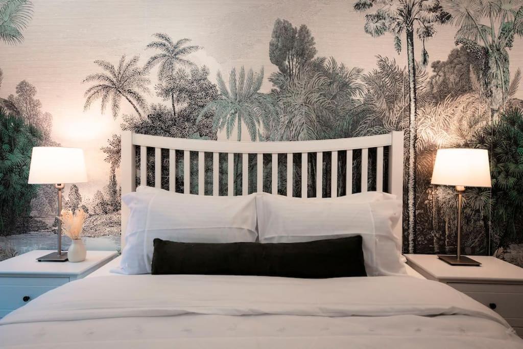2br L 2ba With Patio-sleep 6 * London