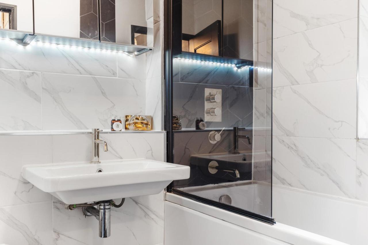 Parea Living - Brixton, Serviced Apartment, Remote Working Apartment *