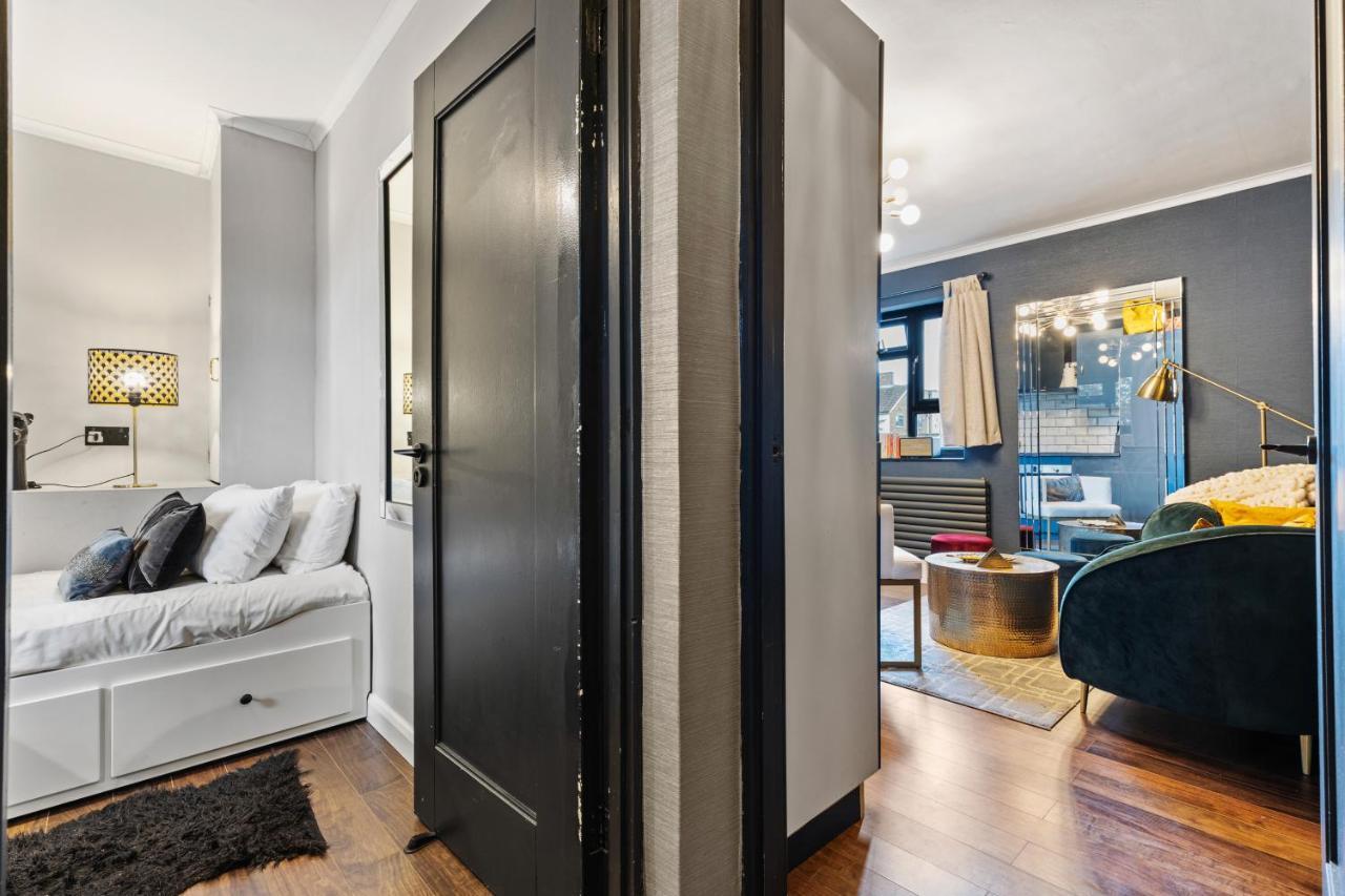 Parea Living - Brixton, Serviced Apartment, Remote Working Apartment *