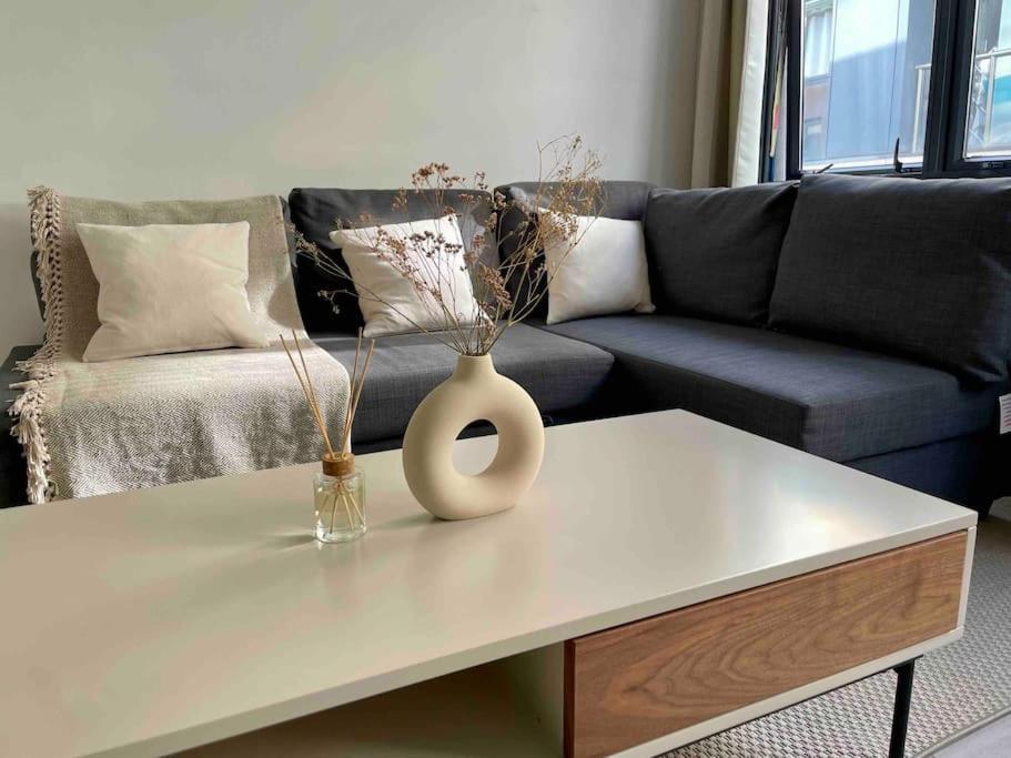 2 Bedroom Modern And Stylish * London