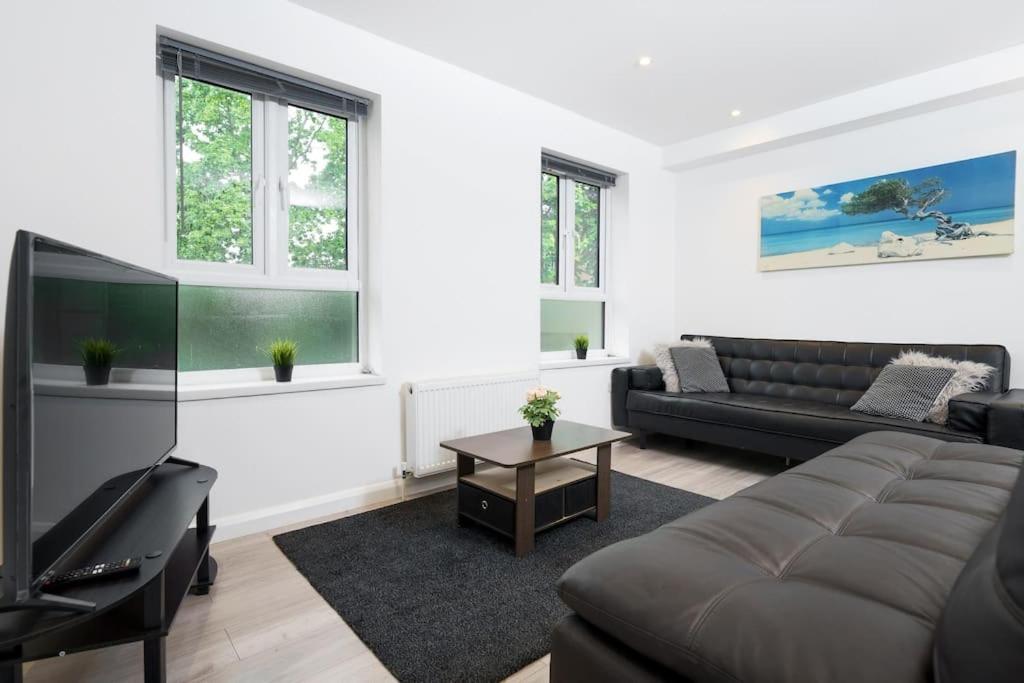 Lovely 3 Bed Flat In A Great Location In Appartement Londen