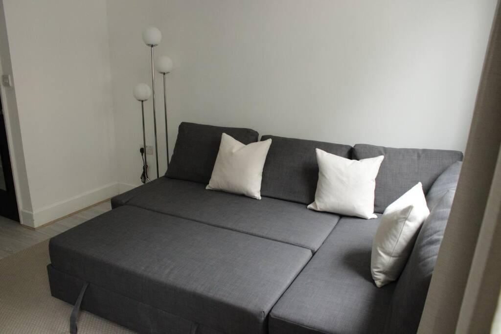 Leilighet 2 Bedroom Modern And Stylish London