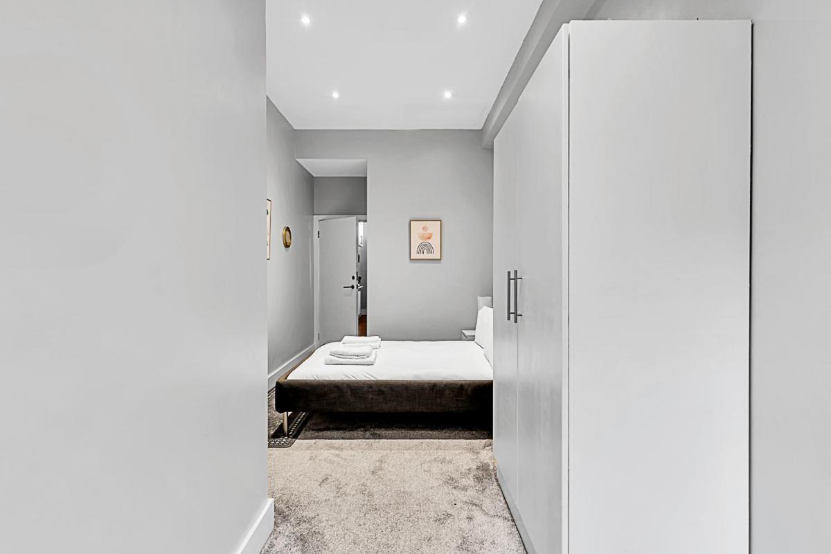 Bright St Johns Apartment